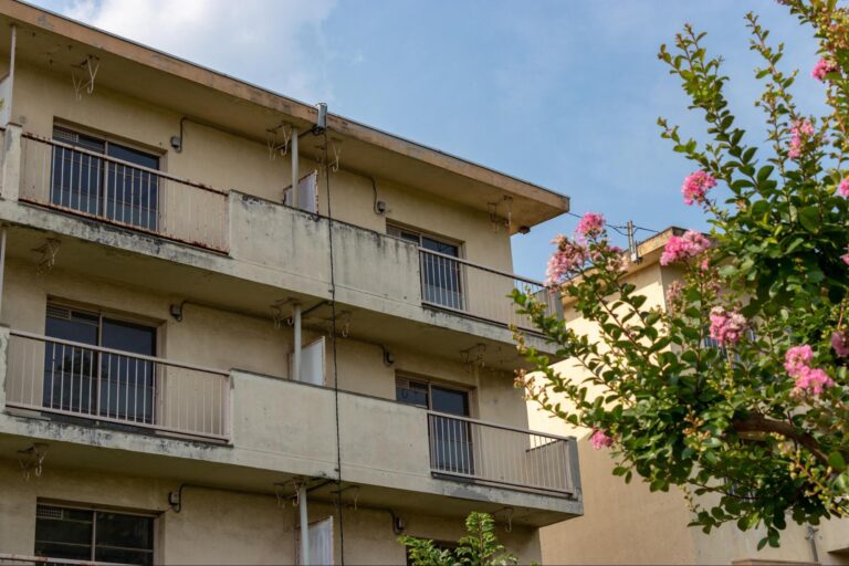 賃貸物件の経年劣化とは？修繕のトラブル防止や同じ物件に長期間住む経済的なメリットについて　 