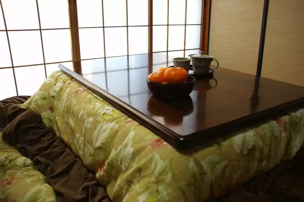 Kotatsu Table