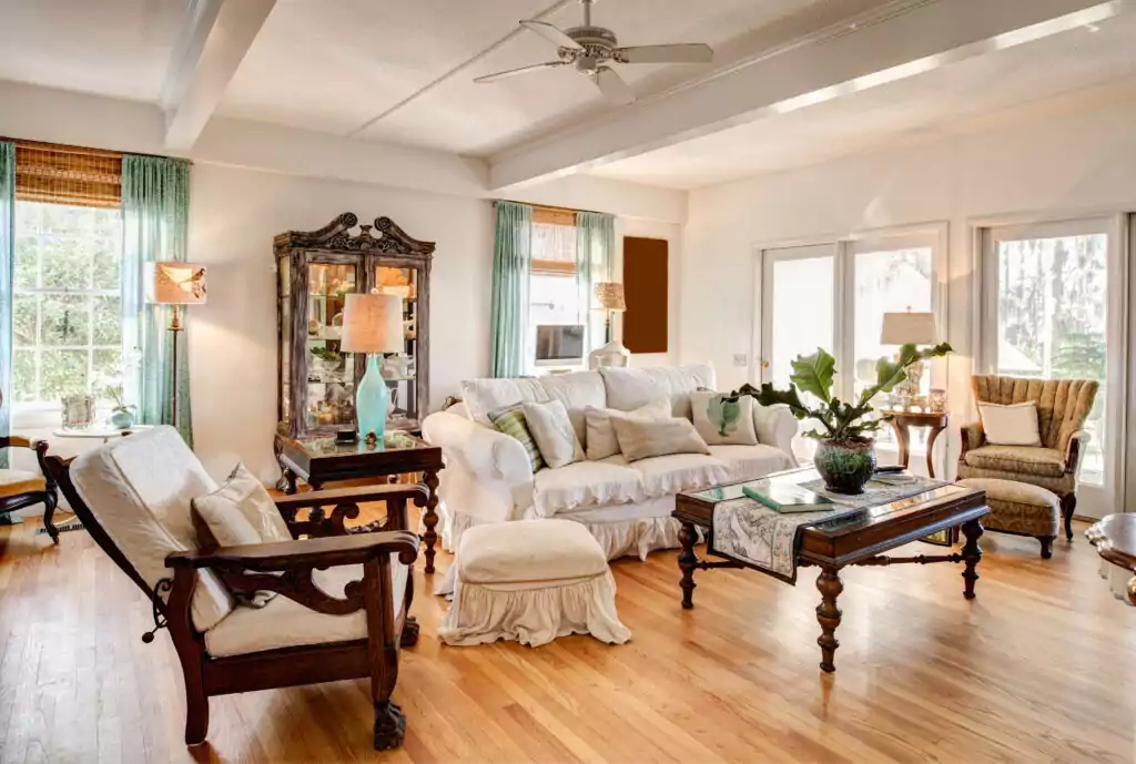 modern livingroom with antiques 2021 08 26 16 22 43 utc 1