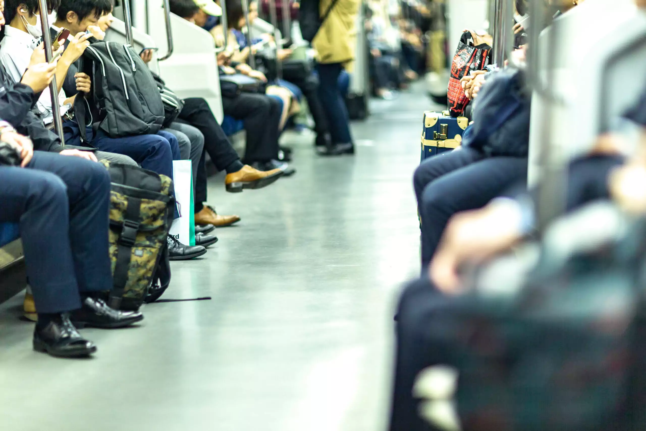 Faz Sentido se Mudar Para um Lugar Longe do Seu Trabalho? Os Prós e Contras de Uma Viagem Longa ao Trabalho  30 AdobeStock 230936590 2 scaled