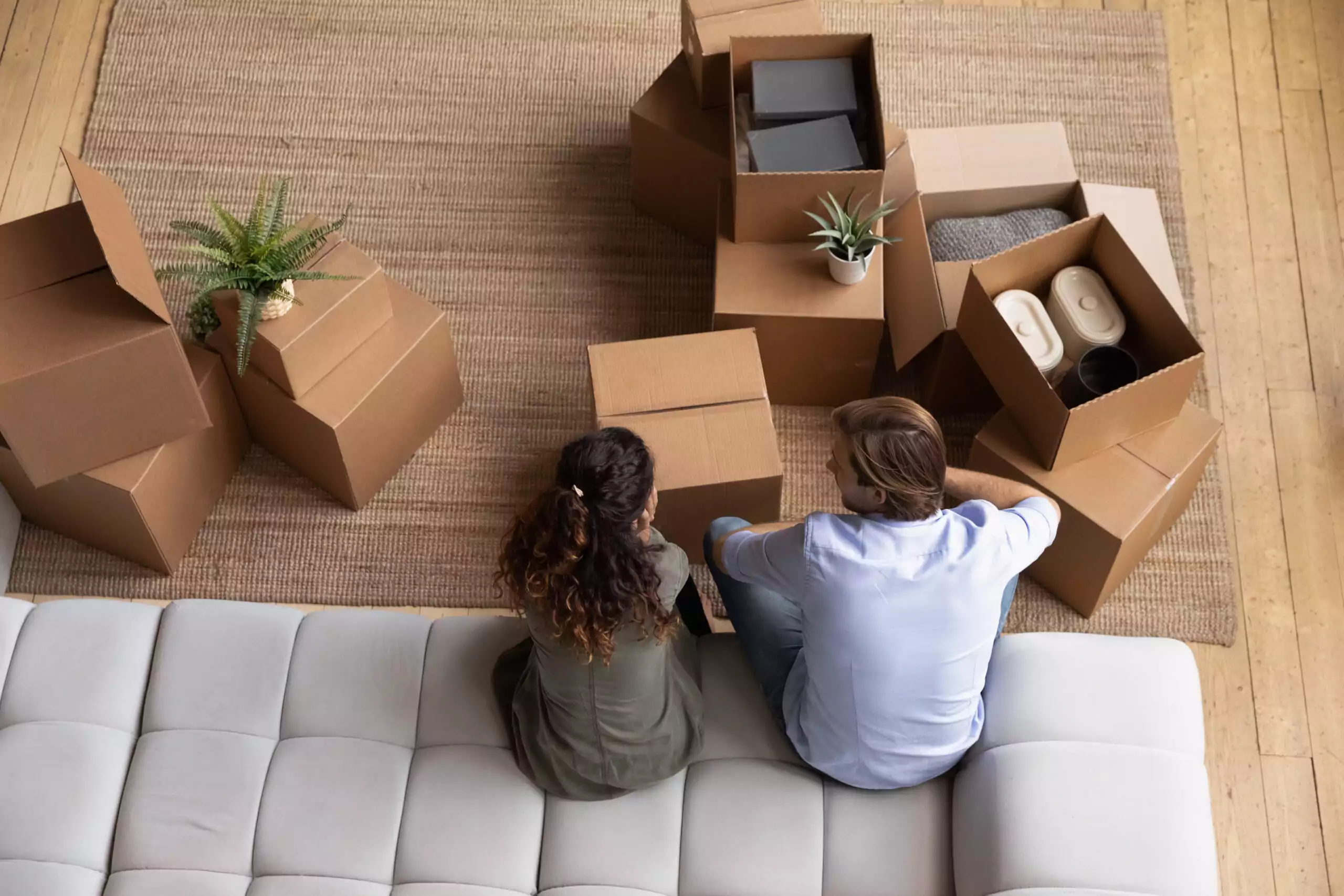 Guide on How to Make Unpacking After Moving a Smooth Experience 35 AdobeStock 445879126 scaled