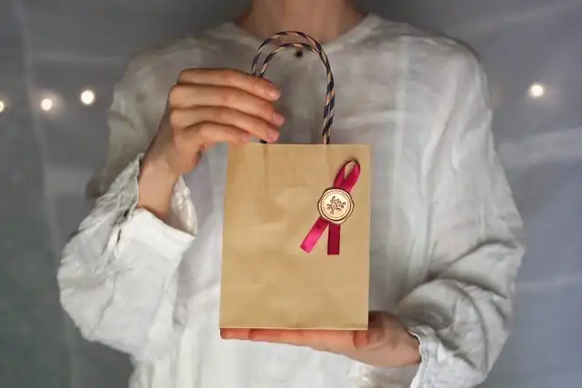 Housewarming Gifts That Are Sure to Please 2 image 122
